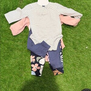 NWT 4 Piece Carter's Set